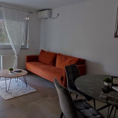 Apartments Lapaz สเวติ มาร์ติน นา มูรี ภายนอก รูปภาพ
